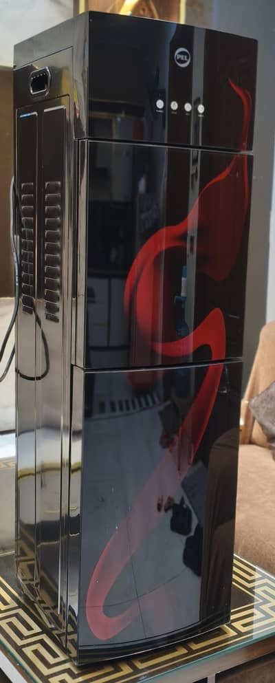 PEL Water Dispenser