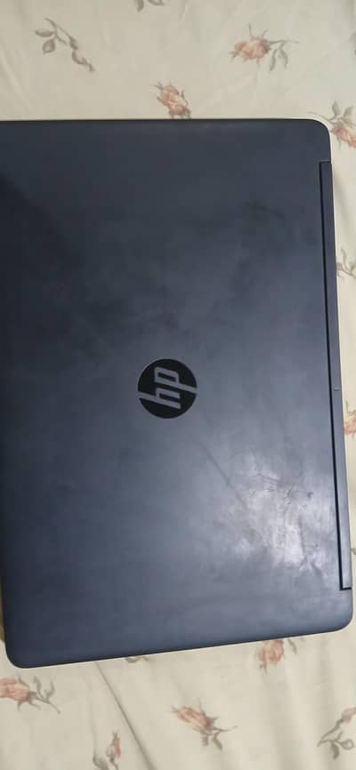 hp ka laptop ha 8gb ram 128gb storage core i3