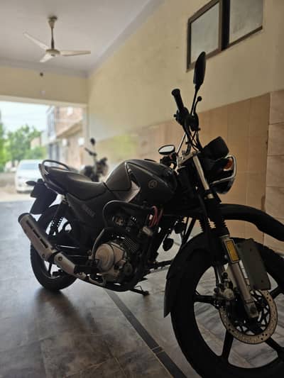 Yamaha YBR 125 G 2022 Model | 1st Owner | 28500 Km | Complete File