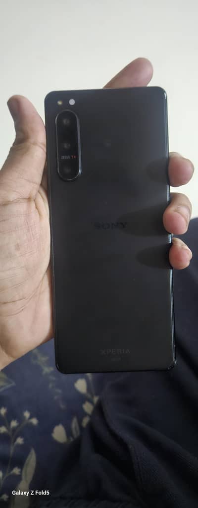 Sony 1 V