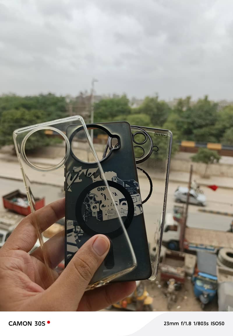 Tecno CAMON 30S 7