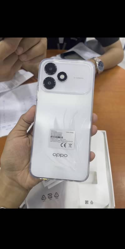 OPPO A6c