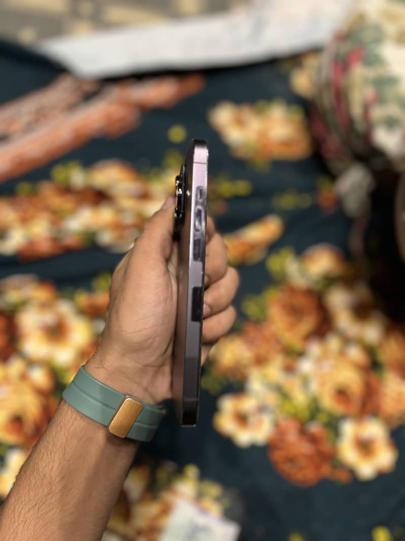 Apple iPhone 14 Pro 5