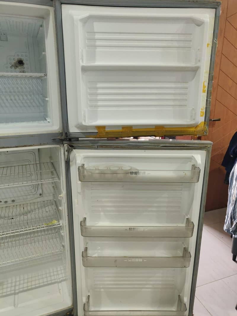 fridge 0