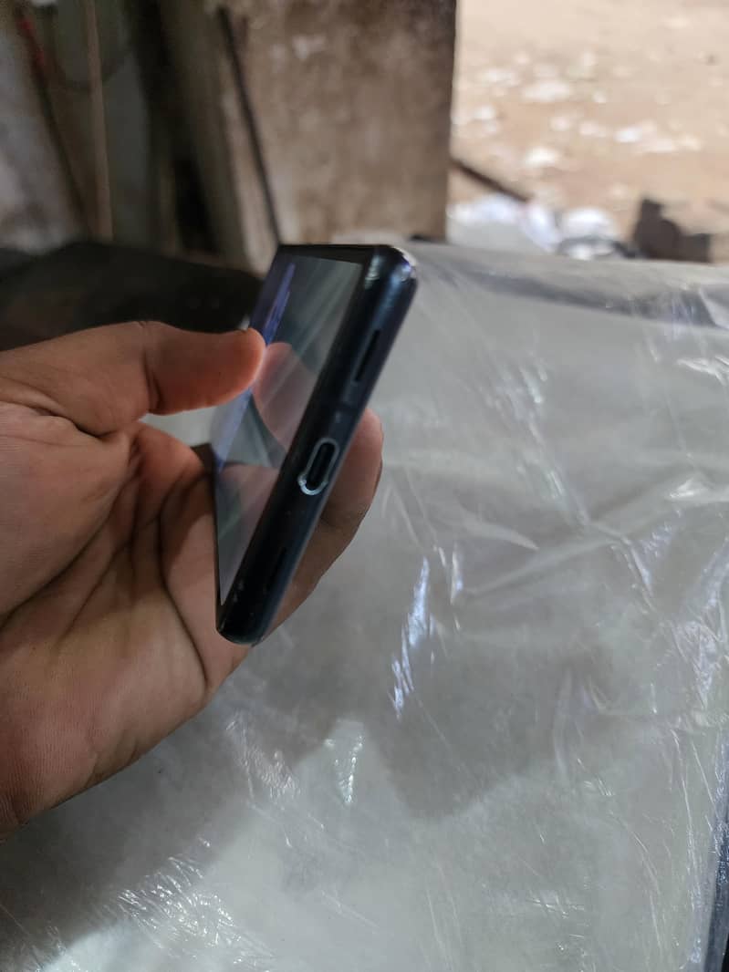 Google Pixel 7a 5