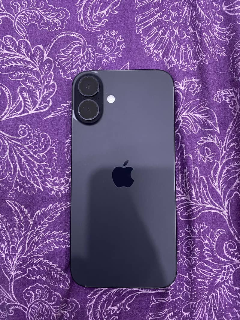 Apple iPhone 16 Plus 0