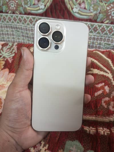 Apple iPhone 16 Pro Max