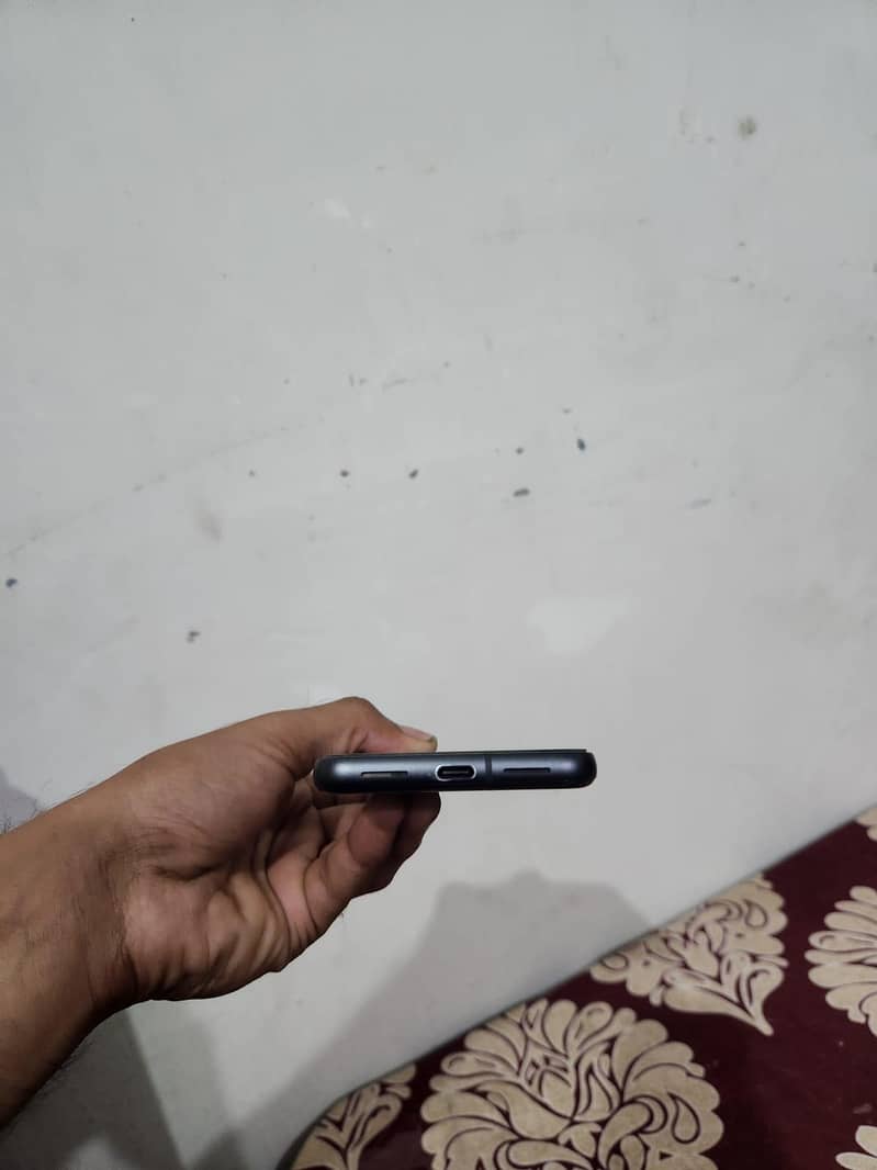 Google Pixel 8 7