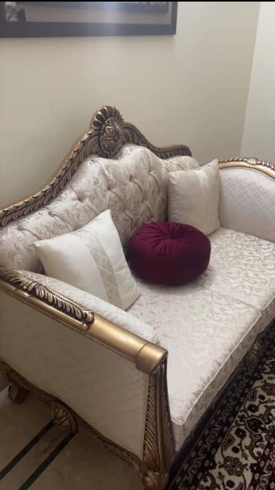9 seaters sofa