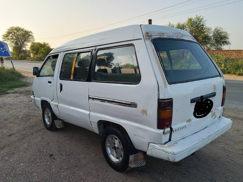 Toyota Lite Ace 1990 5