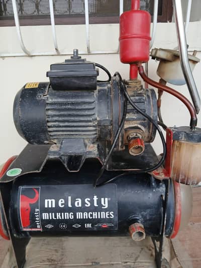 Cow Milking Machine