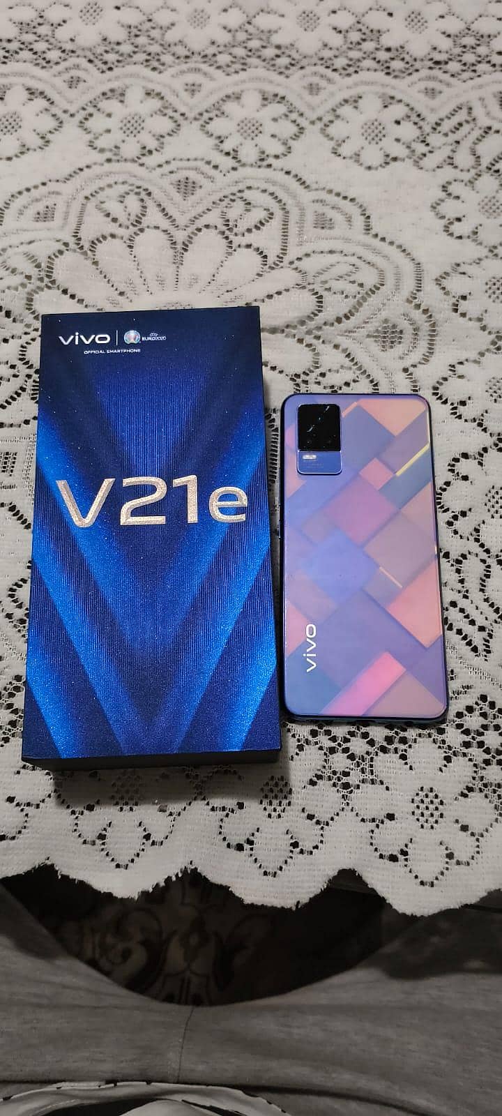 Vivo V21e 1