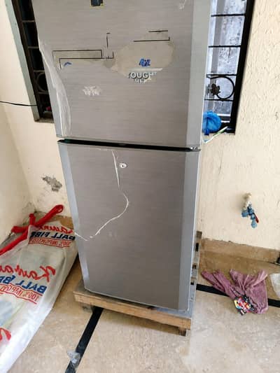 PEL Small Size Fridge with Stabilizer for Sale – Good Condition