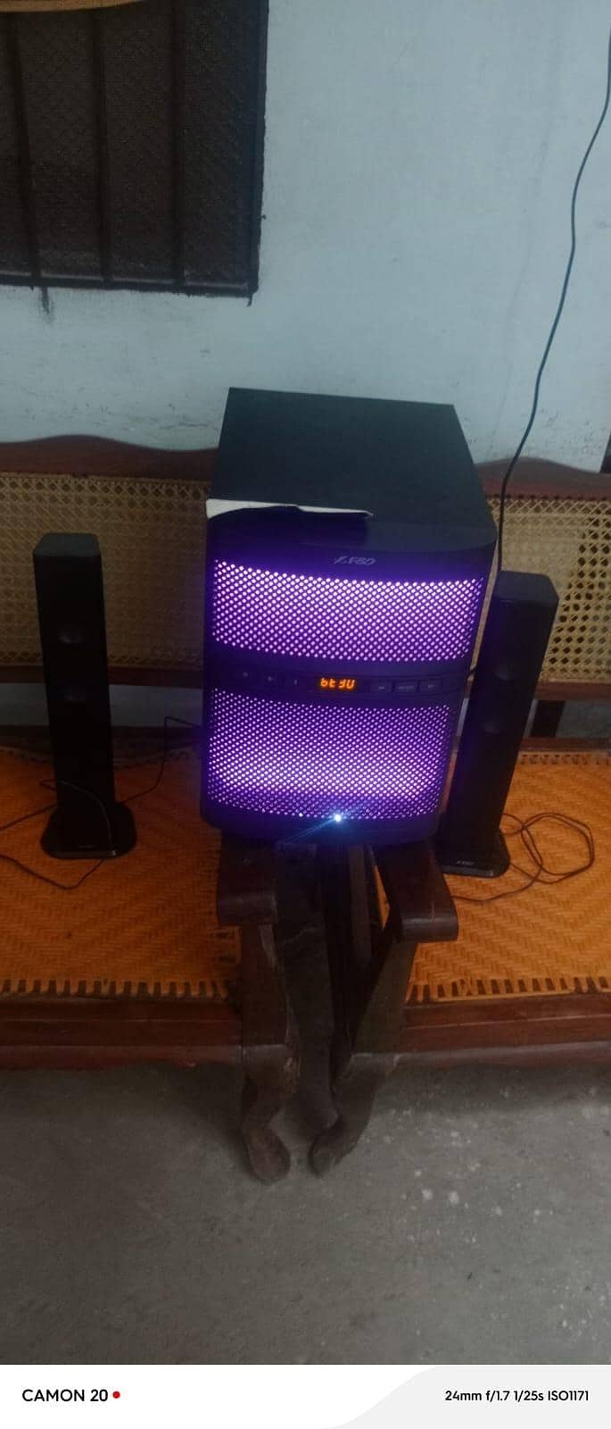 F&d Bluetooth speaker 0