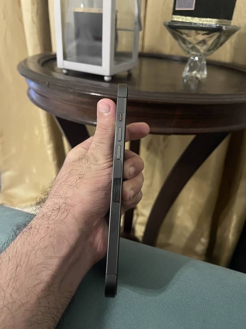 Apple iPhone 12 Pro Max 2