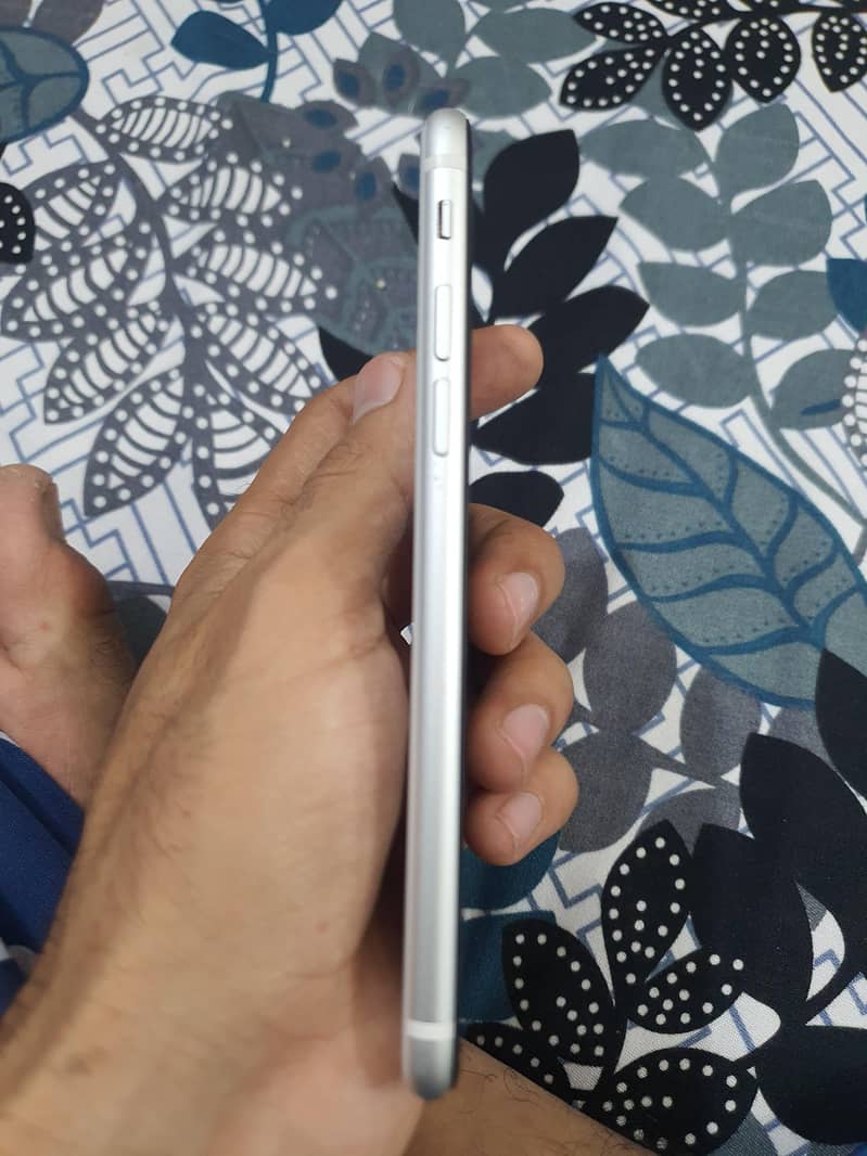 Apple iPhone SE 9
