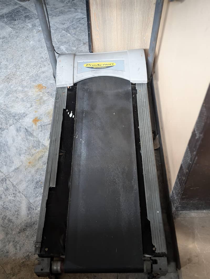 Electric Treadmill 1