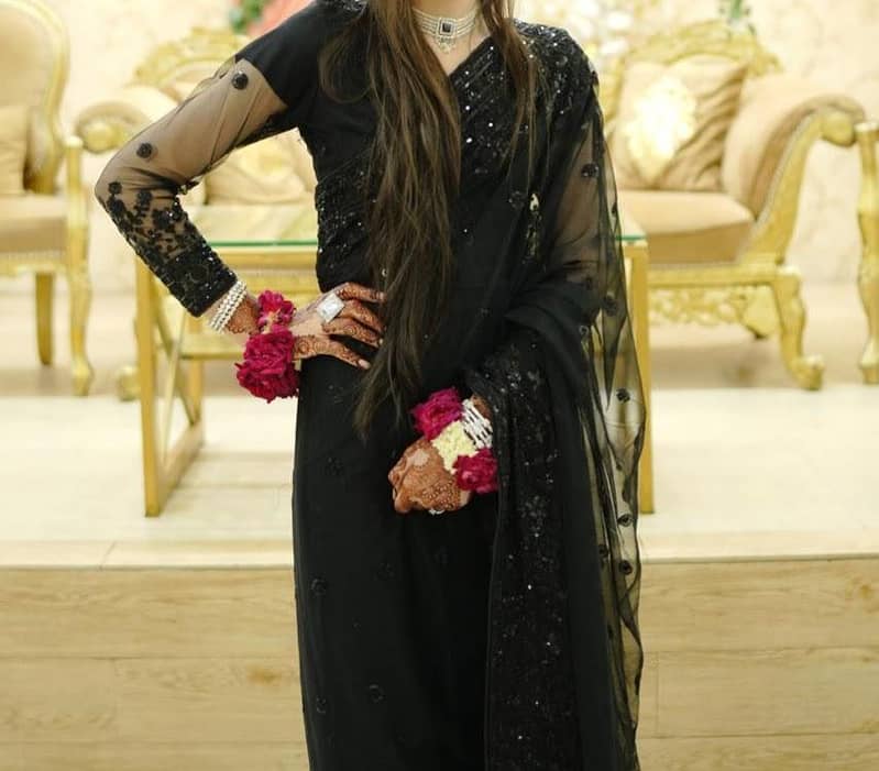 black saree 1