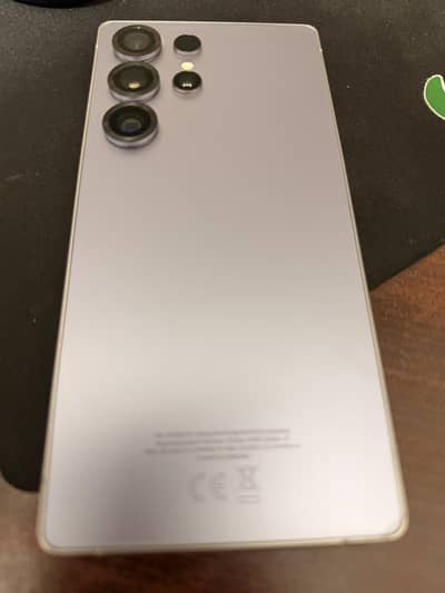 Samsung Galaxy S25 Ultra with Box 10/10 condition
