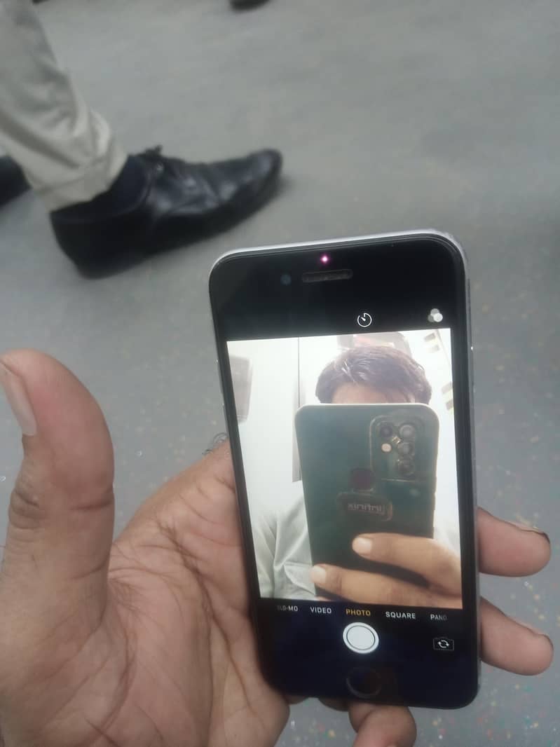 Apple iPhone 6 2