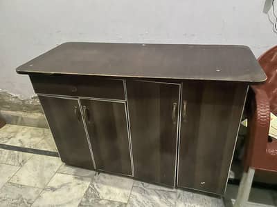 iron Stand table