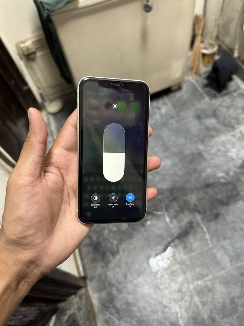 Apple iPhone 11 5