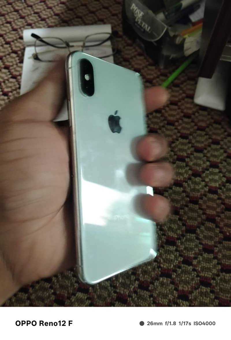 Apple iPhone X 1