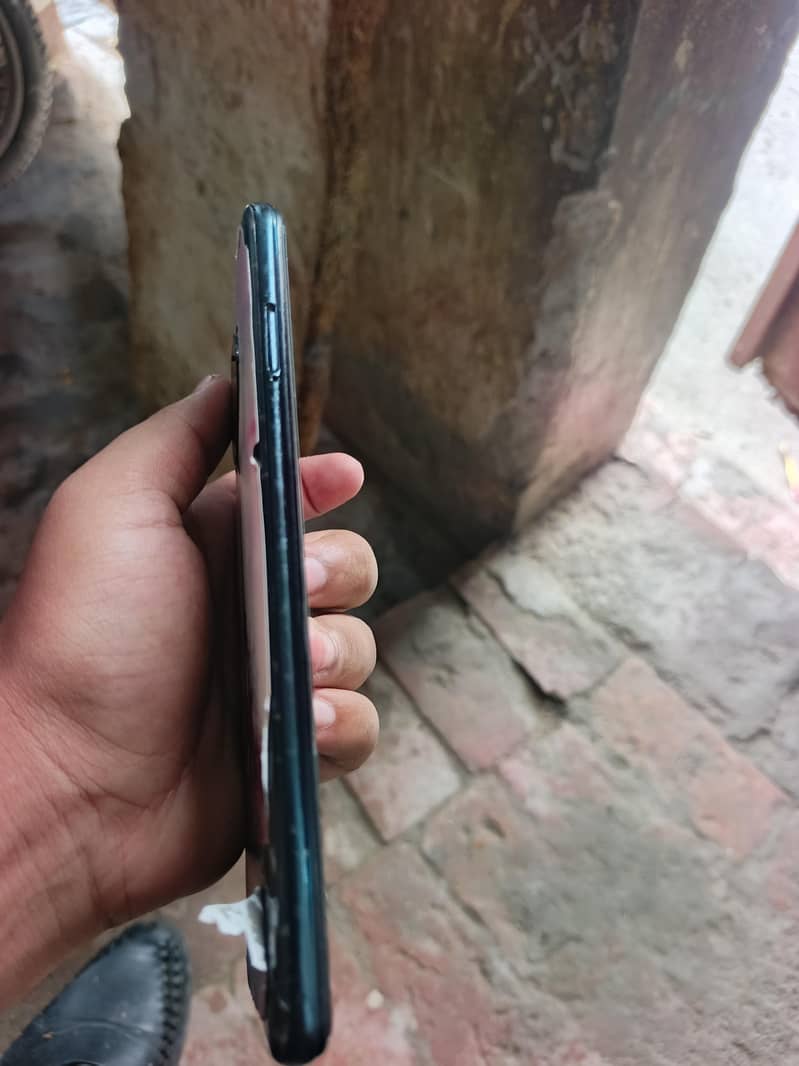 Infinix Note 7 4