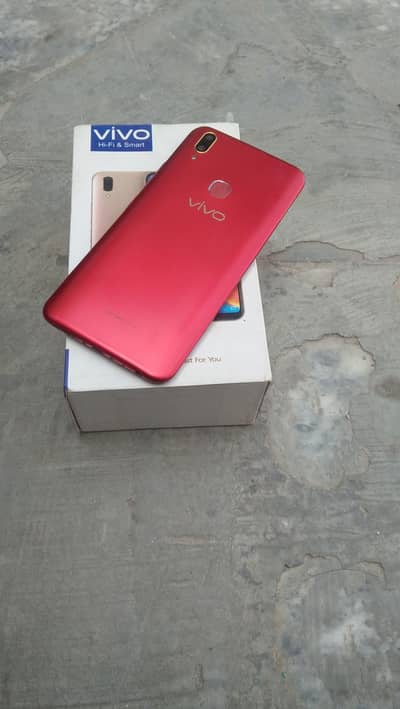 Vivo Y85 Dual Sim 4Ram 64 ROM Box Charger
