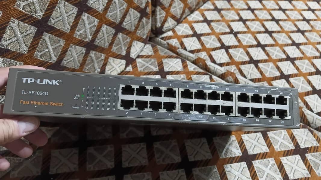 Networkw Switch 24 Port 0