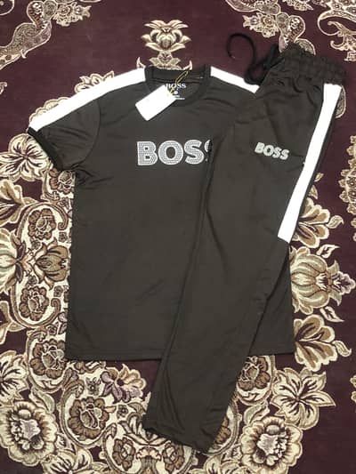 new track suit in high quality in cheap price