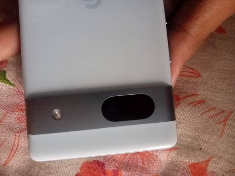 Google Pixel 7a 1
