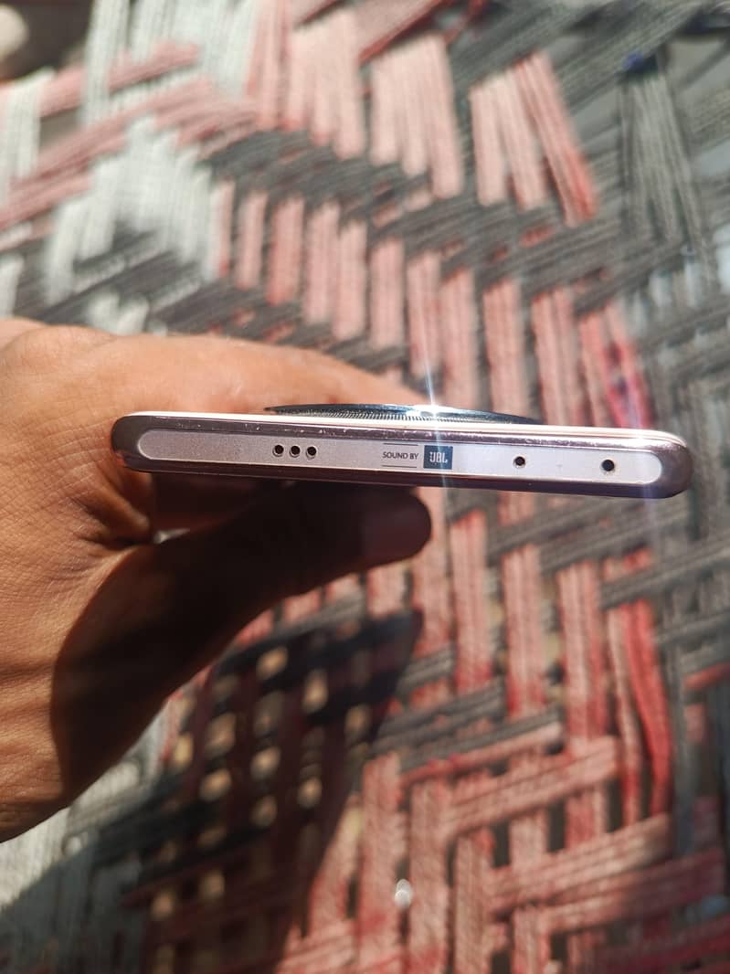 Infinix Zero 40 7