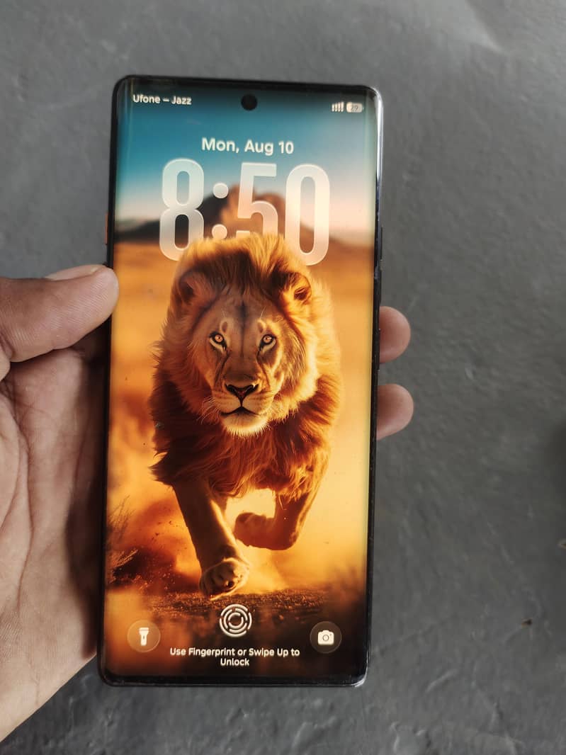 Tecno CAMON 40 Pro 1