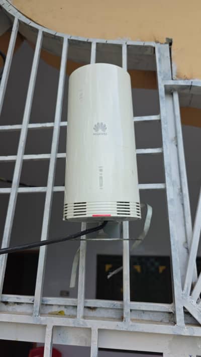 5368Cpmax router, neat, origanl PoE and Stands