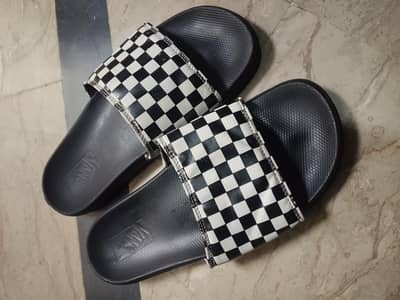 Slipper Branded Shoes Size 9