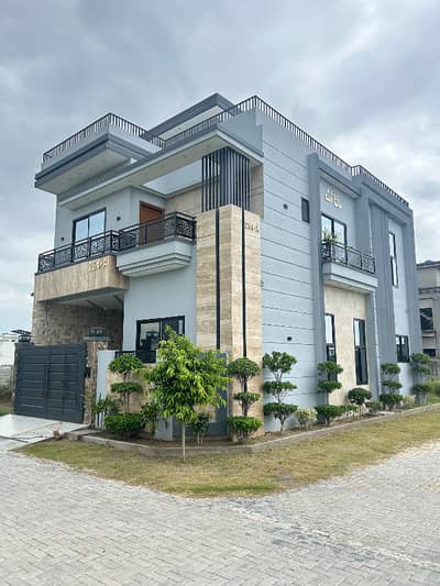 Corner Brand new house for sale