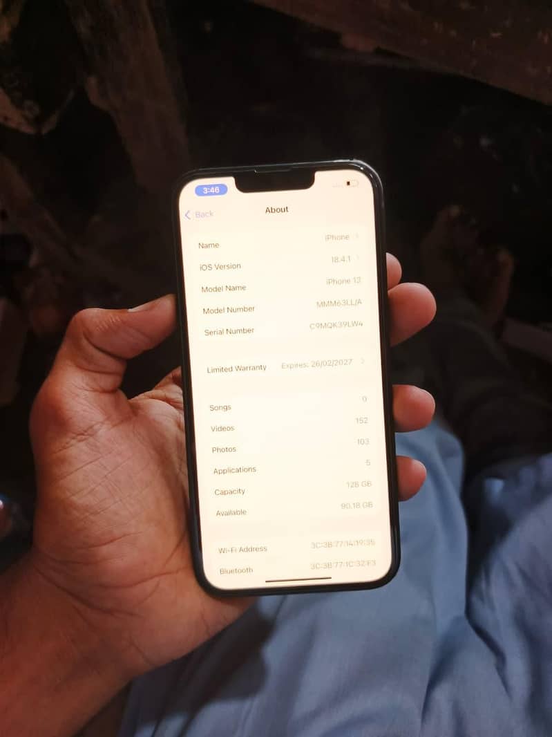 Apple iPhone 13 6
