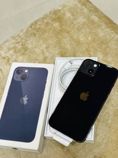 Apple iPhone 13