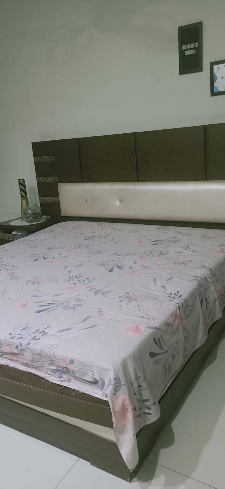 king size bed 1