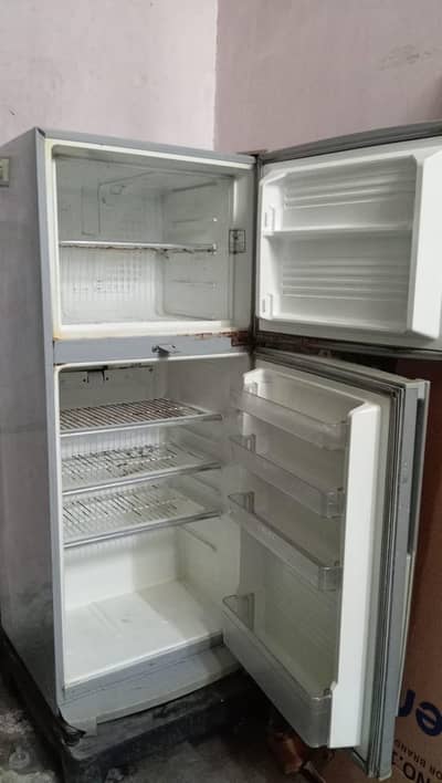 Dawlance Double Door Refrigerator Fridge Used