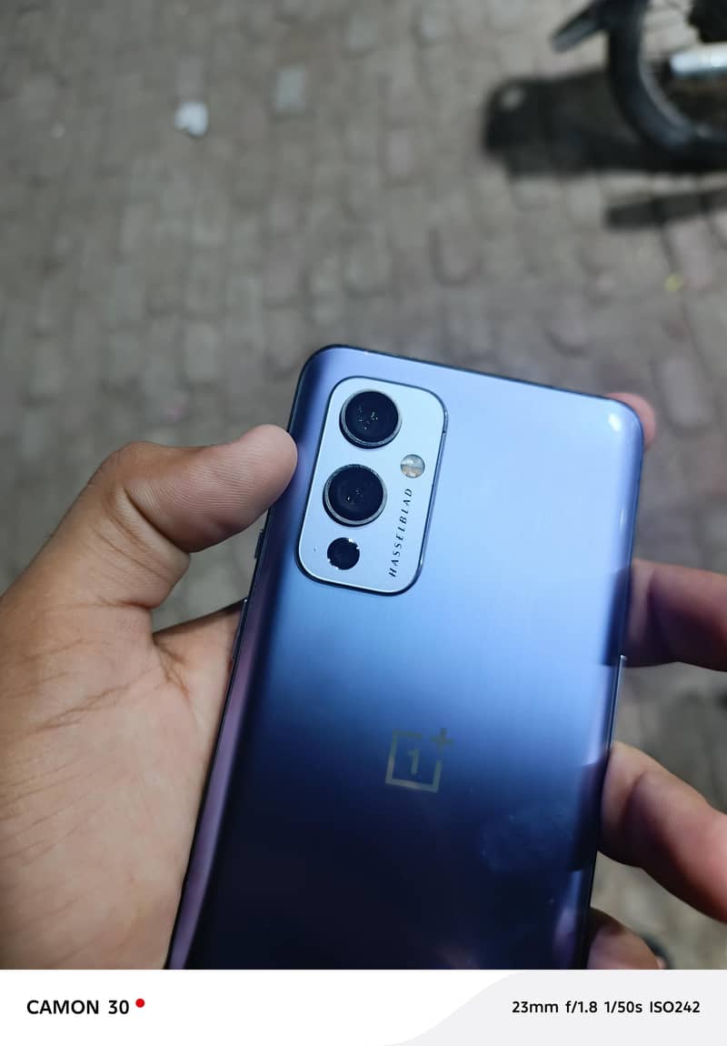 One Plus 9  5g 1