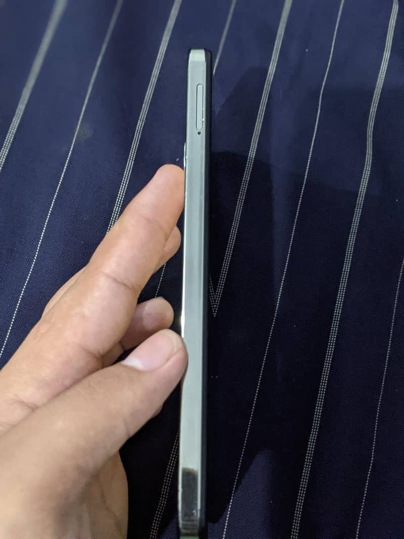 Tecno Spark 20 4