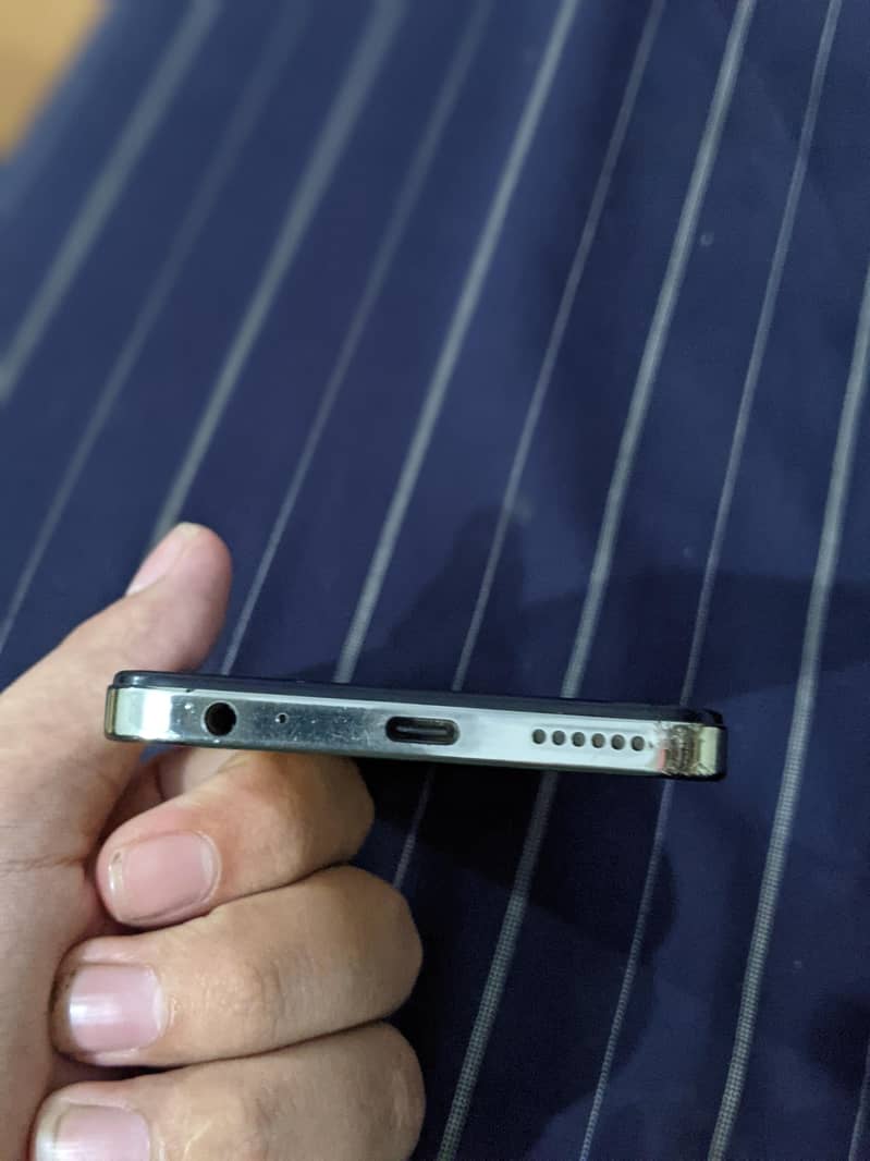 Tecno Spark 20 5