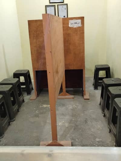 Partition board/ chit board/ wooden board