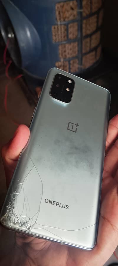 One Plus 8T  12/256GB