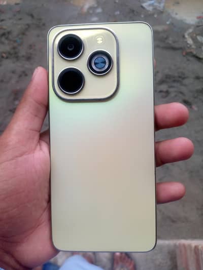 Infinix Hot 40i