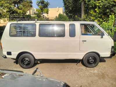 Nissan van 1983 model 2007 kota
