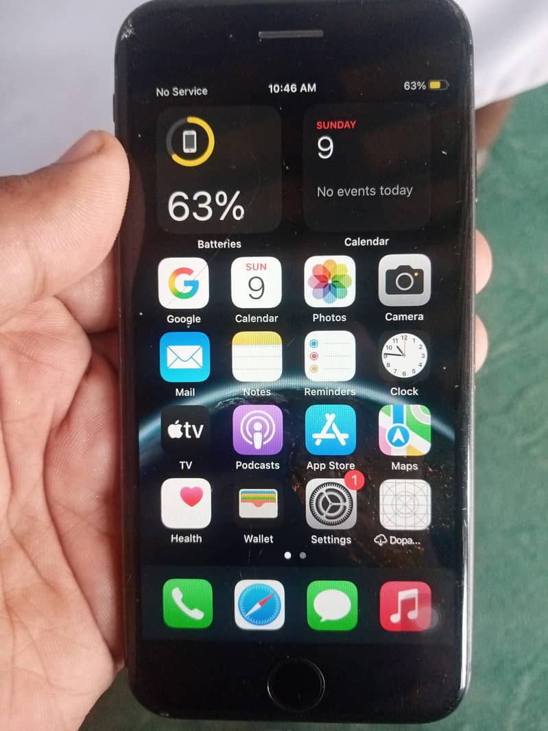 iPhone 8 0