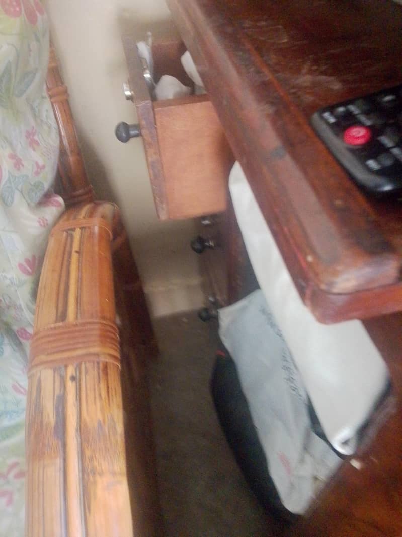 computer table 1